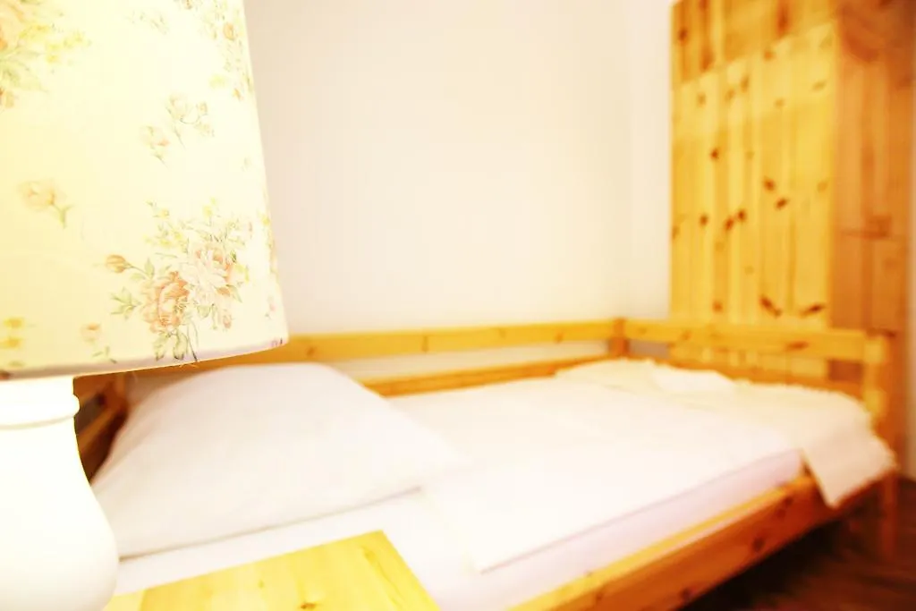 تروغير Apartment Navita